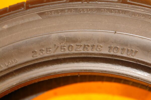 2 used tires 235/50/18 FALKEN - Image 6