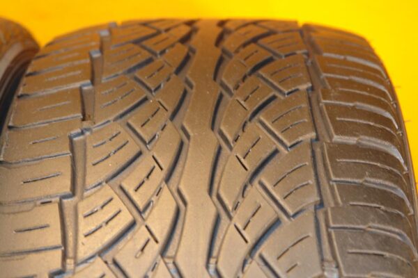 2 used tires 285/45/22 FALKEN - Image 3