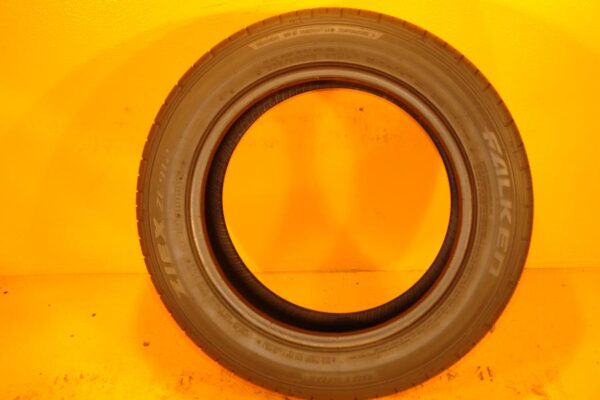 2 used tires 225/50/16 FALKEN - Image 6