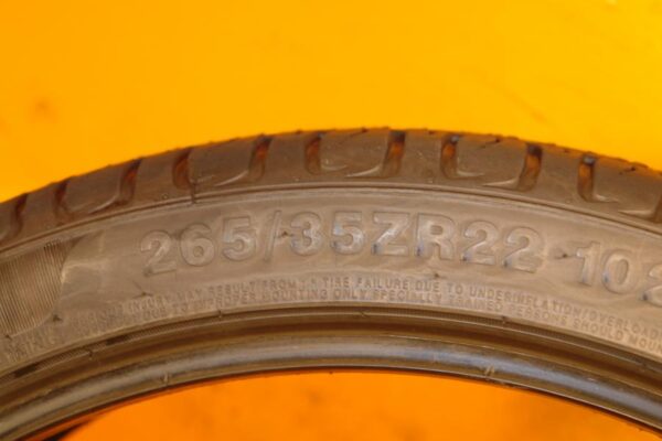 2 used tires 265/35/22 DELINTE - Image 4