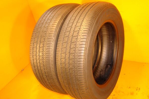 2 used tires 215/65/17 BRIDGESTONE - Image 2