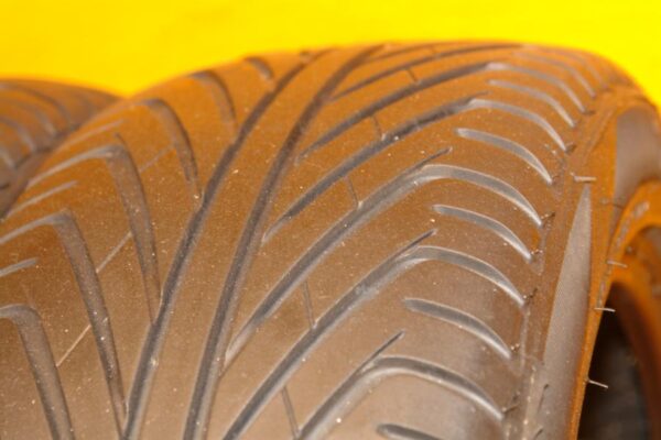 2 used tires 215/50/17 SUNEW - Image 3