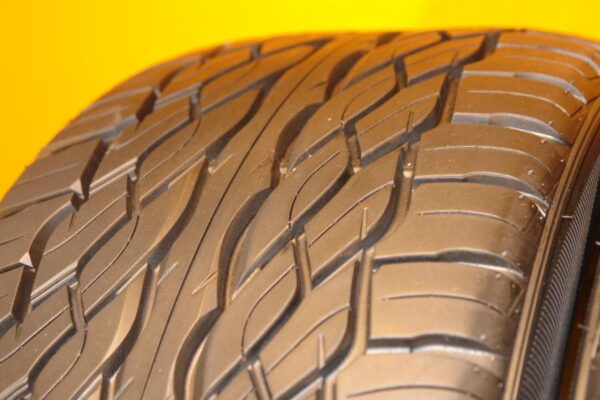 2 used tires 285/40/22 FALKEN - Image 5