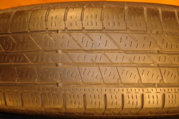 2 used tires 265/70/17 CONTINENTAL - Image 4