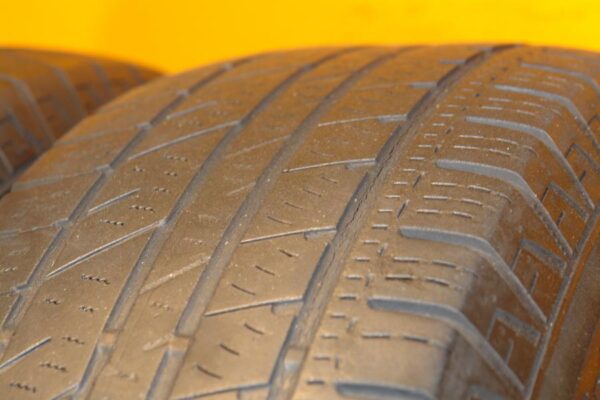 2 used tires 265/70/17 CONTINENTAL - Image 3