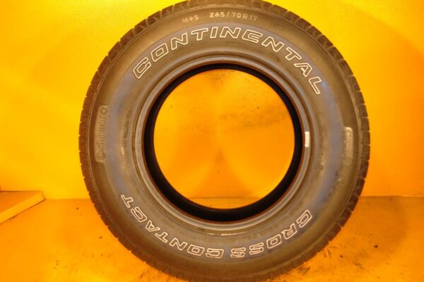 2 used tires 265/70/17 CONTINENTAL - Image 7