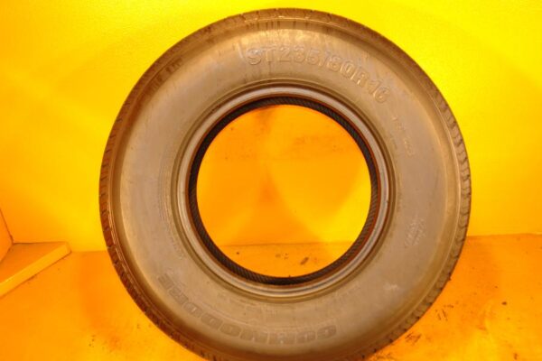 4 used tires ST 235/80/16 COMMODORE - Image 9