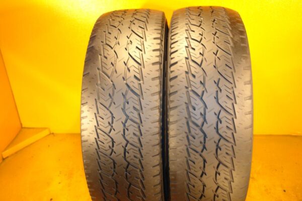 2 used tires LT 275/70/18 BRIDGESTONE