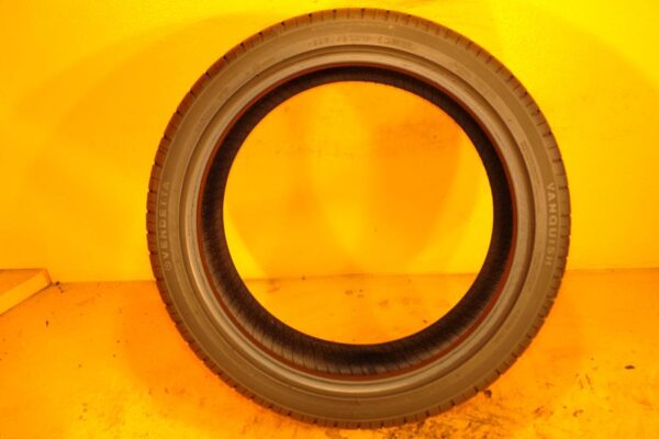 2 used tires 225/40/18 VENDETTA - Image 7