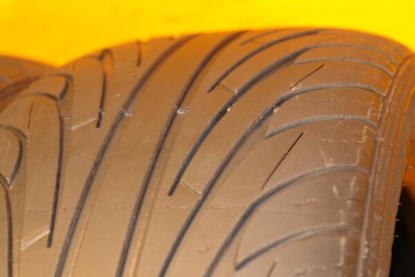 2 used tires 245/45/18 NANKANG - Image 3