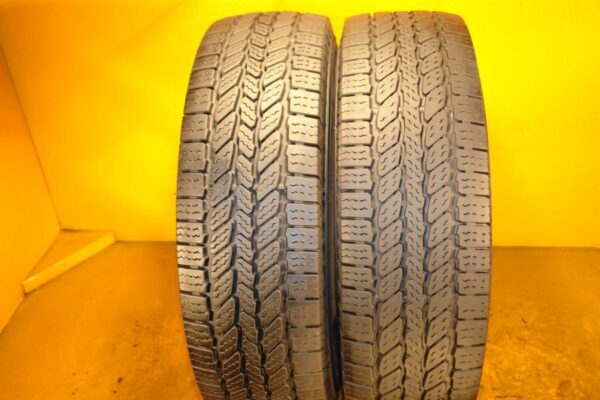 2 used tires LT 235/80/17 GENERAL