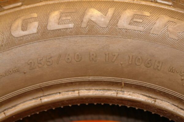 2 used tires 255/60/17 GENERAL - Image 8