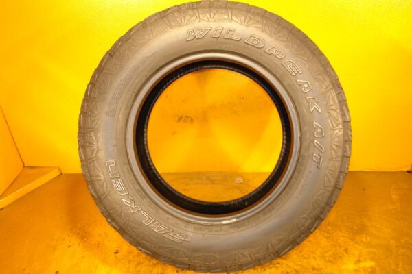 2 used tires LT 275/65/18 FALKEN - Image 7