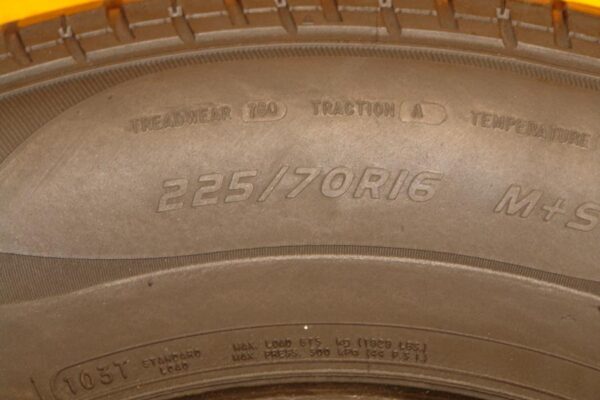 2 used tires 225/70/16 COOPER - Image 7