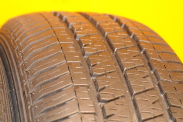 2 used tires 205/65/15 BRIDGESTONE - Image 3