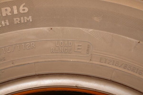 2 used tires LT 215/85/16 MESA - Image 9