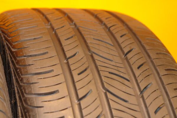 2 used tires 245/40/19 CONTINENTAL - Image 3