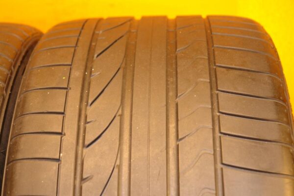 2 used tires 305/35/20 BRIDGESTONE - Image 5