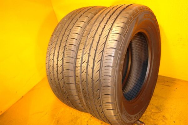 2 used tires 235/65/16 FALKEN - Image 2