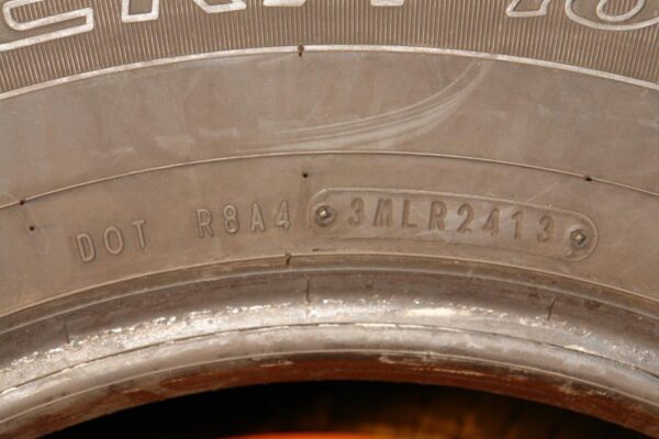 2 used tires 235/65/16 FALKEN - Image 8