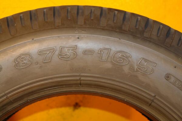 4 used tires 8.75/16.5 POWER KING - Image 7