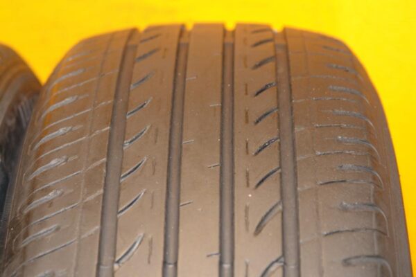 2 used tires 215/60/16 WESTLAKE - Image 3