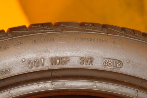 2 used tires 265/35/18 CONTINENTAL - Image 7