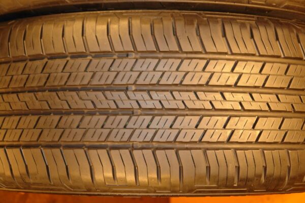 2 used tires 255/55/19 CONTINENTAL - Image 4