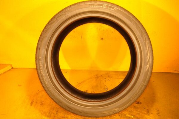 2 used tires 255/40/19 CONTINENTAL - Image 8