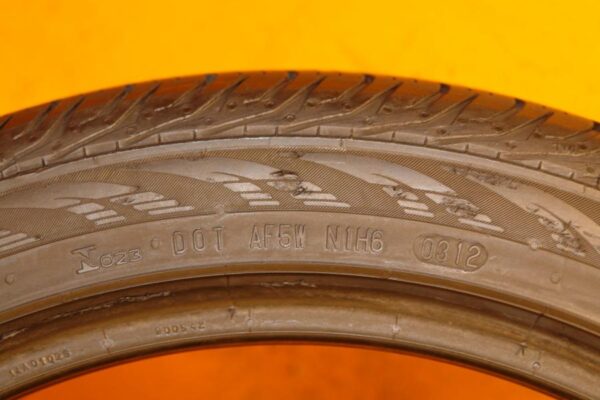 2 used tires 255/40/19 CONTINENTAL - Image 7