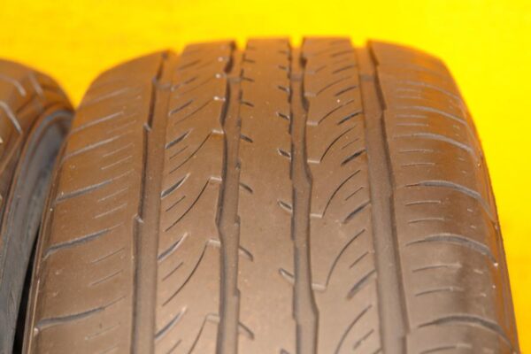 2 used tires 215/70/15 FALKEN - Image 3