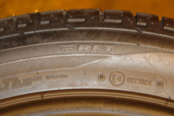 2 used tires 315/35/20 BRIDGESTONE - Image 9