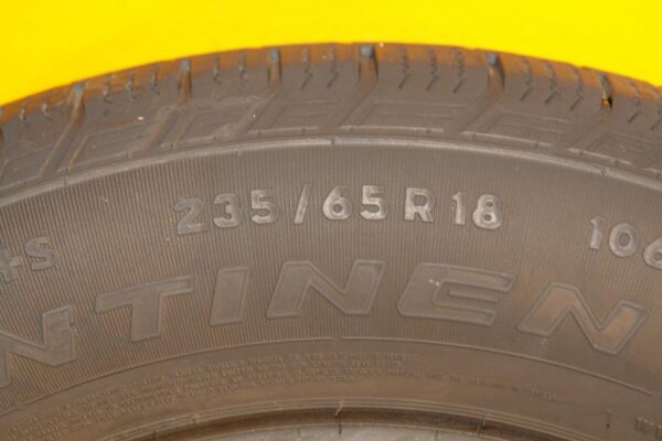 2 used tires 235/65/18 CONTINENTAL - Image 6