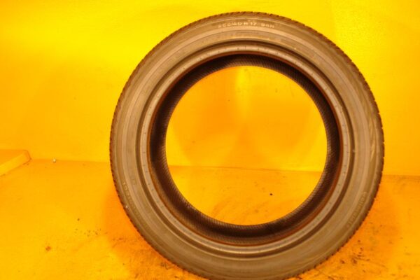 2 used tires 255/40/17 CONTINENTAL - Image 6