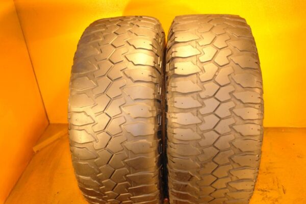 2 used tires LT 315/75/16 MAXXIS