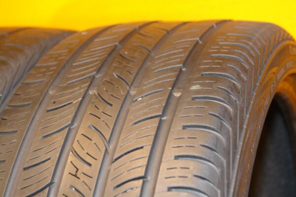 2 used tires 255/35/18 CONTINENTAL - Image 3