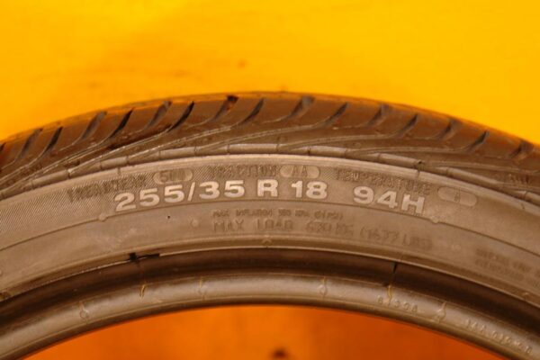 2 used tires 255/35/18 CONTINENTAL - Image 7