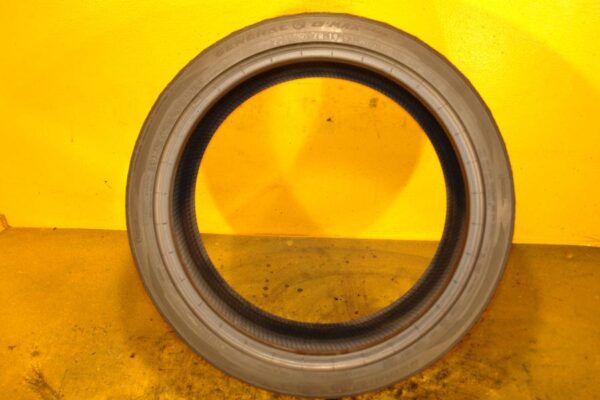 2 used tires 225/40/19 GENERAL - Image 6