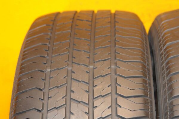 2 used tires 205/55/16 MATRIX - Image 3