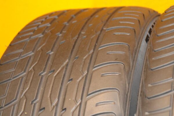 2 used tires 235/45/17 ZENNA - Image 5