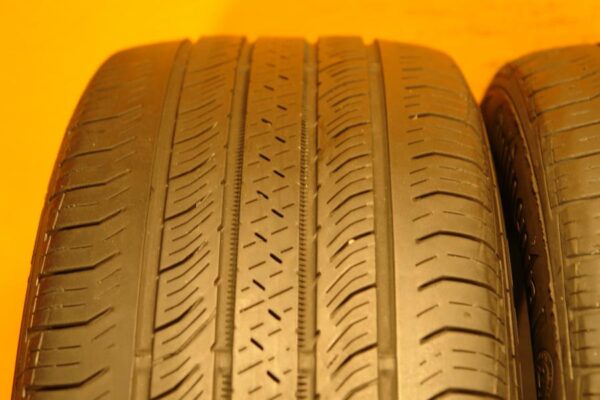 2 used tires 225/55/18 CONTINENTAL - Image 3