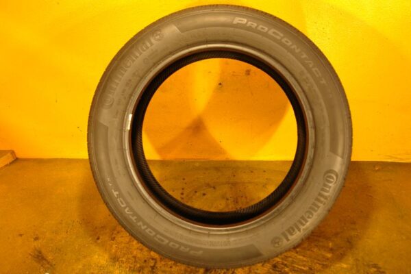 2 used tires 225/55/18 CONTINENTAL - Image 6