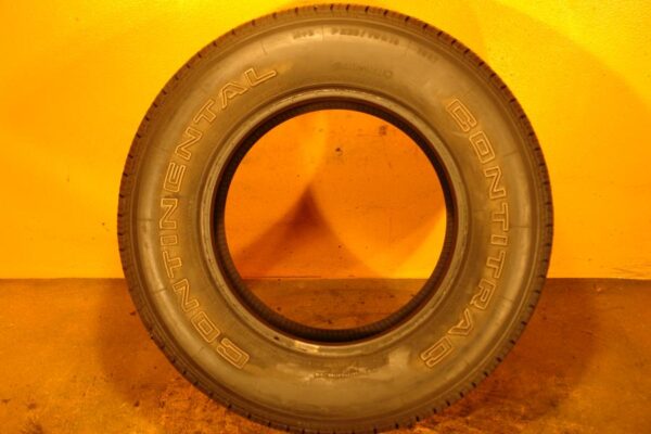 2 used tires 235/70/16 CONTINENTAL - Image 6