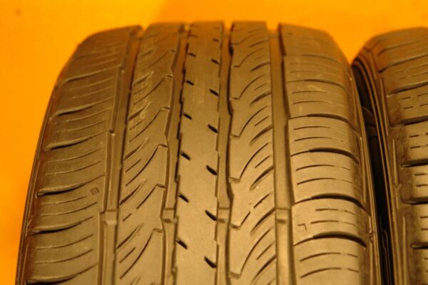 2 used tires 225/55/18 FALKEN - Image 4