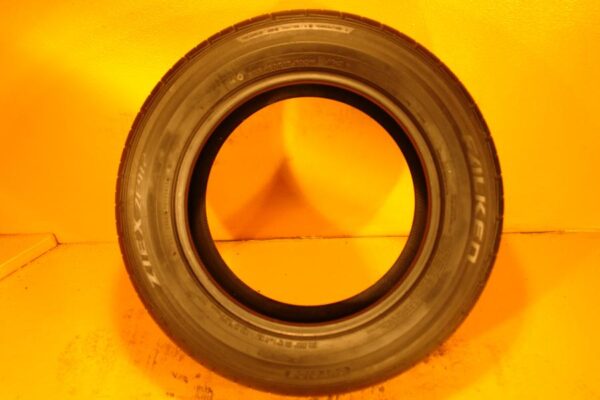 2 used tires 235/60/17 FALKEN - Image 6