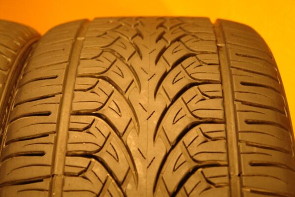 2 used tires 305/35/24 DELINTE - Image 3