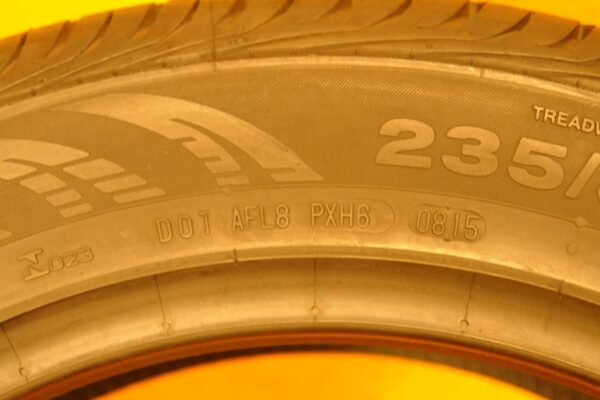 2 used tires 235/50/18 CONTINENTAL - Image 8