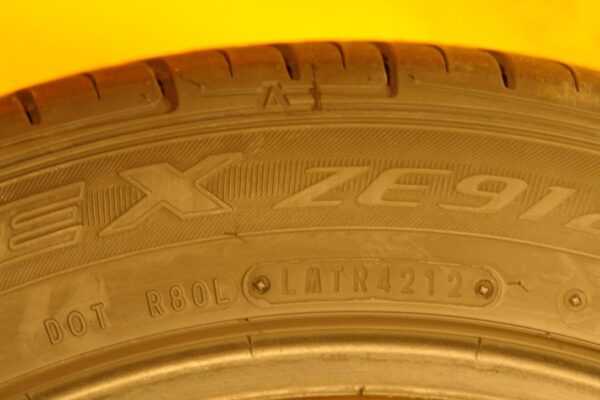 2 used tires 235/45/17 FALKEN - Image 8