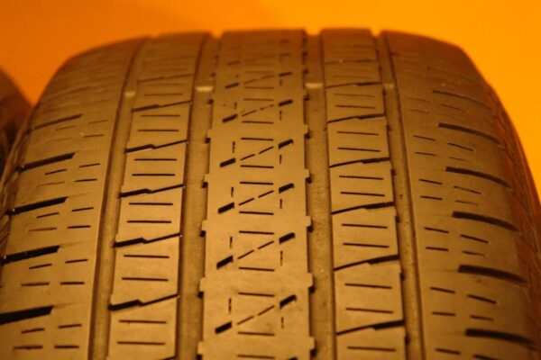 2 used tires 275/60/20 BRIDGESTONE - Image 3