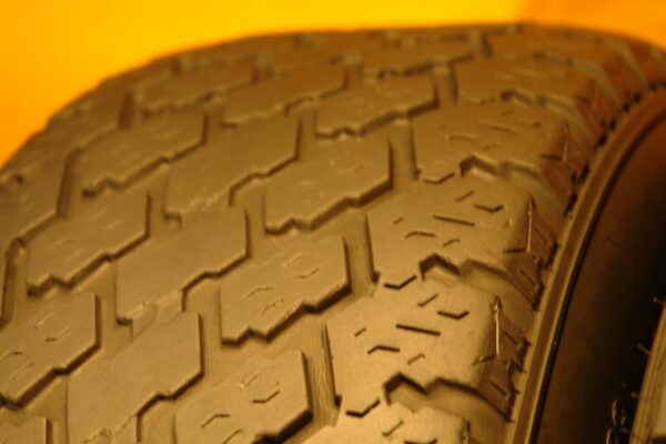 2 used tires LT 31/10.50/15 TRAIL GUIDE - Image 3